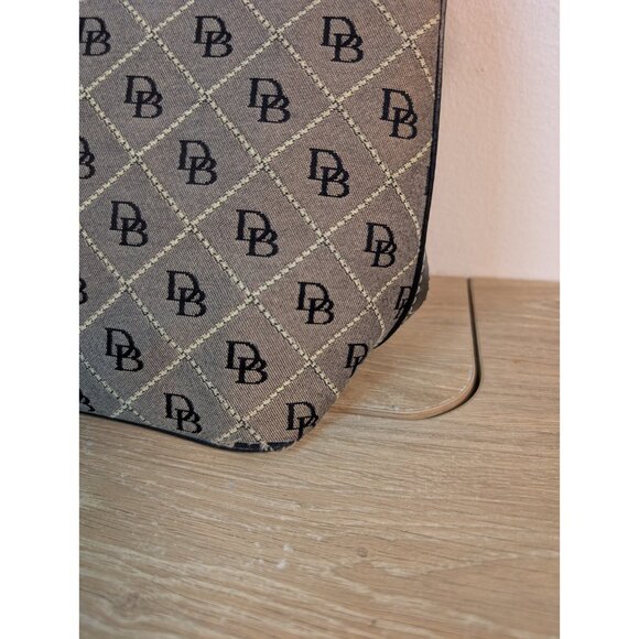 Dooney & Bourke Signature DB Quilt Monogram Hobo Women's Shoulder Bag Classic - Picture 3 of 12